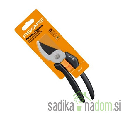 Škare Bypass P121 solid Fiskars 1057160
